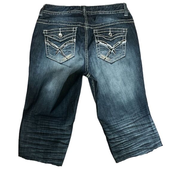 Lane Bryant Women’s size 14 cropped denim capris jeans Raw edge Hem - Picture 1 of 14